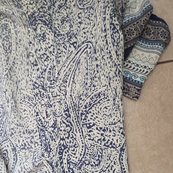 Elodie Navy and Cream Patterned Kimono - Picture 4 of 7